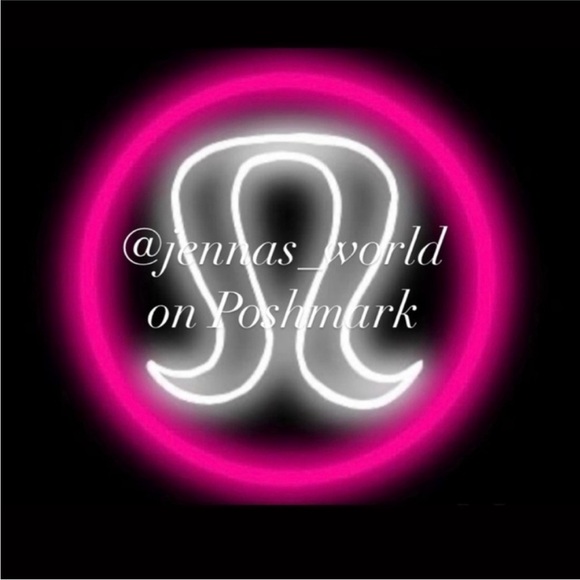 Next LIVE on MON 11/3 @ 6PM PST! All $3 LULULEMON every other MONDAY!๐ค๐ผ๐๐๐ฉท๐ค๐ผ - Picture 7 of 9